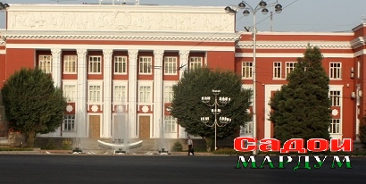 Tajik_Parliament_House,_Dushanbe,_Tajikistan