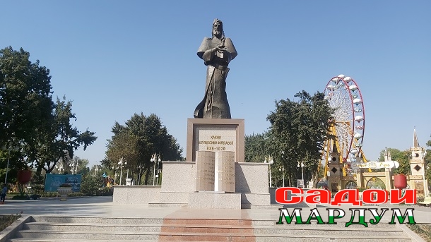 Памятник_Фирдавси