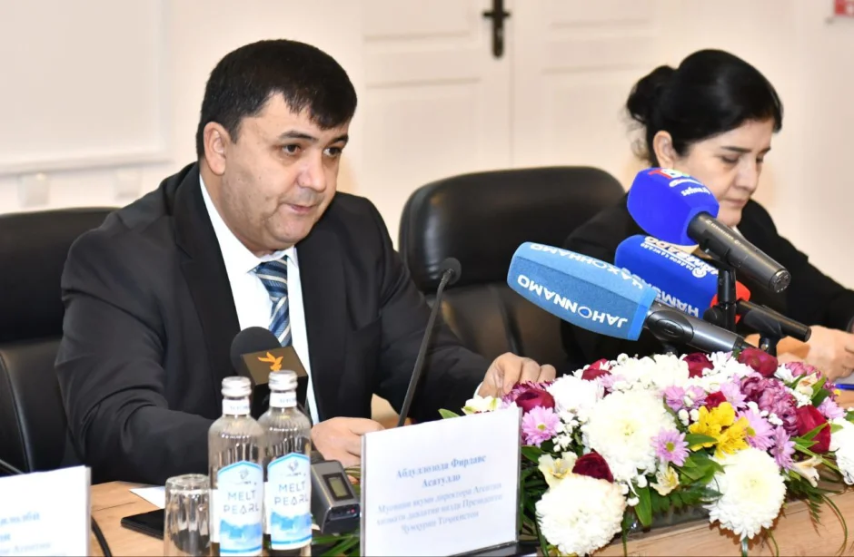 Довталабони хизмати давлатӣ афзудаанд