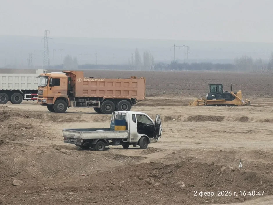 Бунёди неругоҳи бузурги офтобӣ дар Ашт