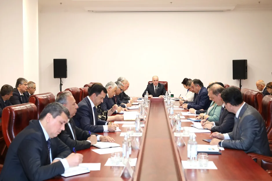 Дар Маҷлиси намояндагон ҷаласаи корӣ доир шуд