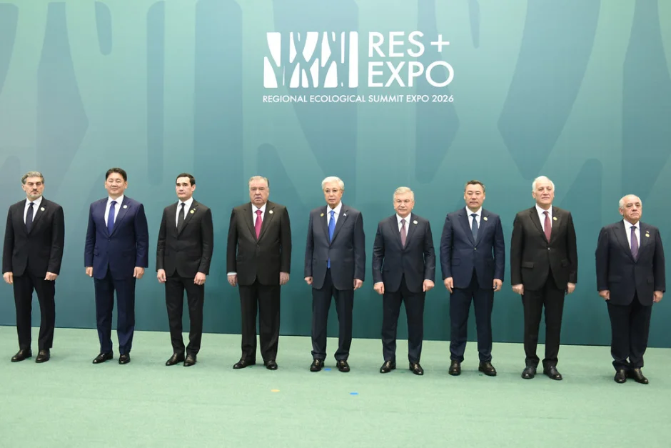 Боздид аз намоишгоҳи Саммити минтақавии экологӣ