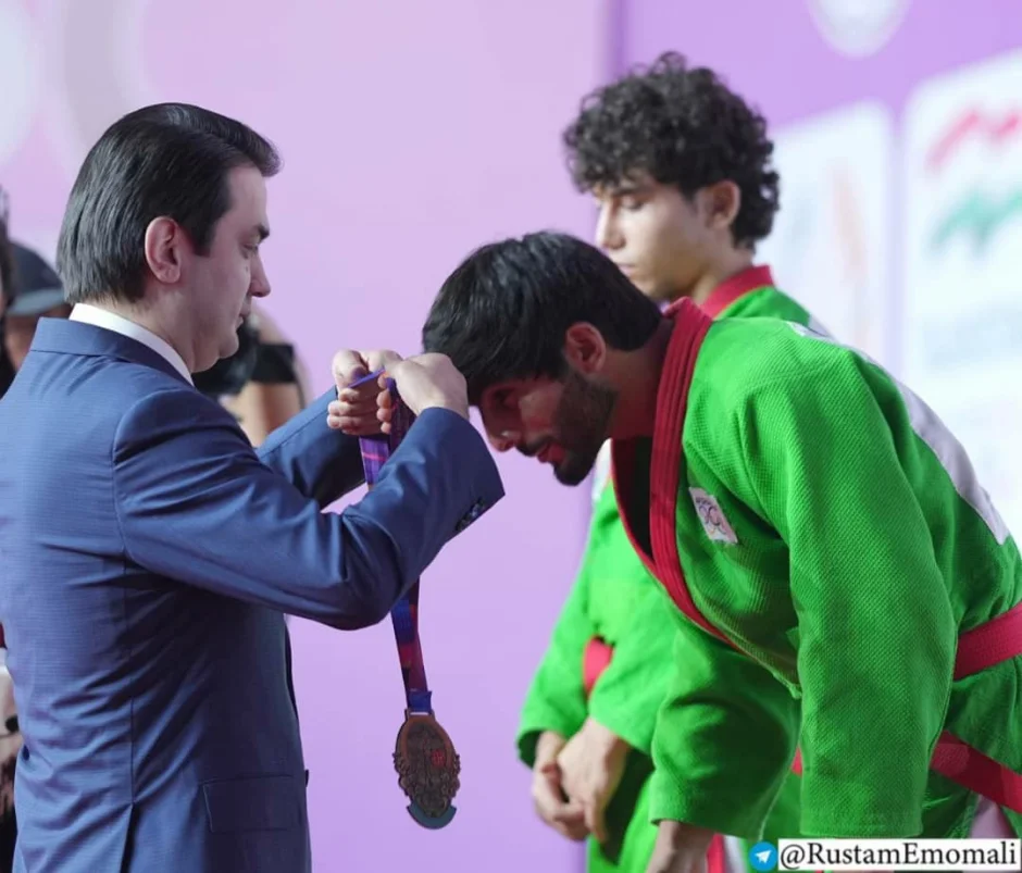 Иштироки Рустами Эмомалӣ дар Чемпионати ҷаҳон оид ба гӯштингирӣ