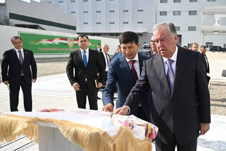 Ба истифода додани коргоҳи нави орди ҶДММ Ирода Инвест дар ноҳияи Бобоҷон Ғафуров