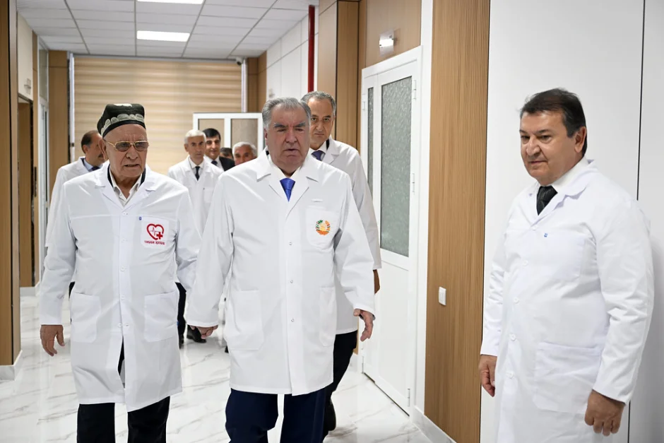 Ифтитоҳи бинои Беморхонаи хусусии Тибби Ҳулбук дар ноҳияи Восеъ